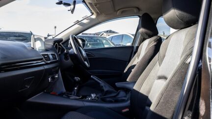2014 Mazda Axela 15S – 6sp Manual image 336534