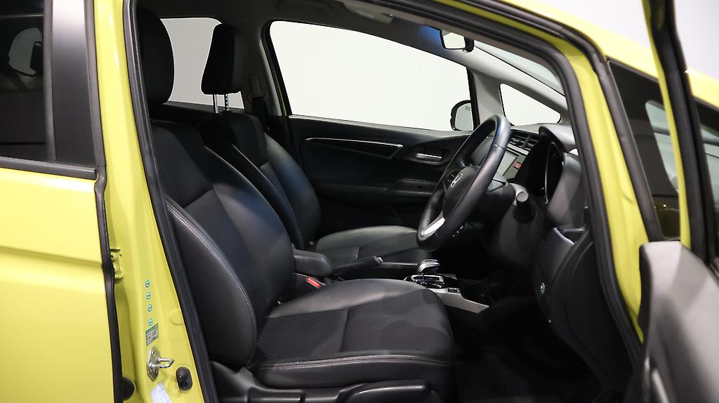 2013 Honda Fit Hybrid L Package image 336761