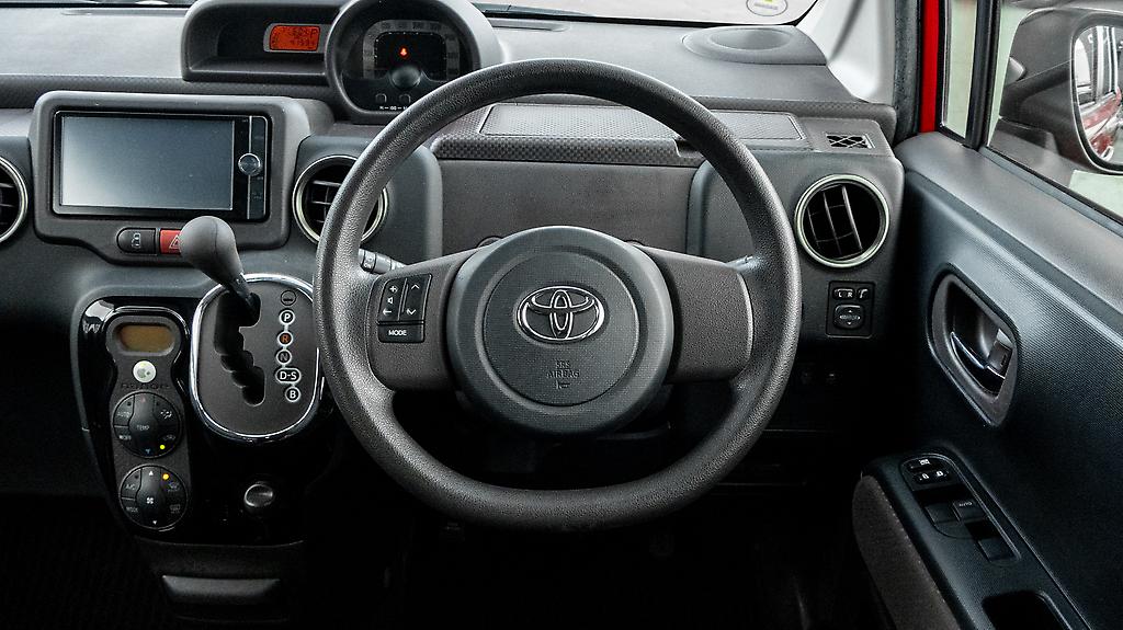2012 Toyota Spade F Model – Push Button Start image 336176