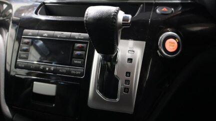 2013 Nissan Elgrand 250 Highway Star Urban Chrome image 336226