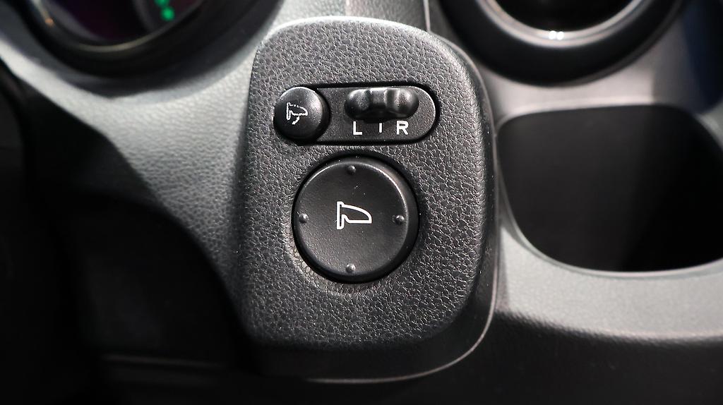 2012 Honda Fit Shuttle Hybrid Smart Selection image 338552