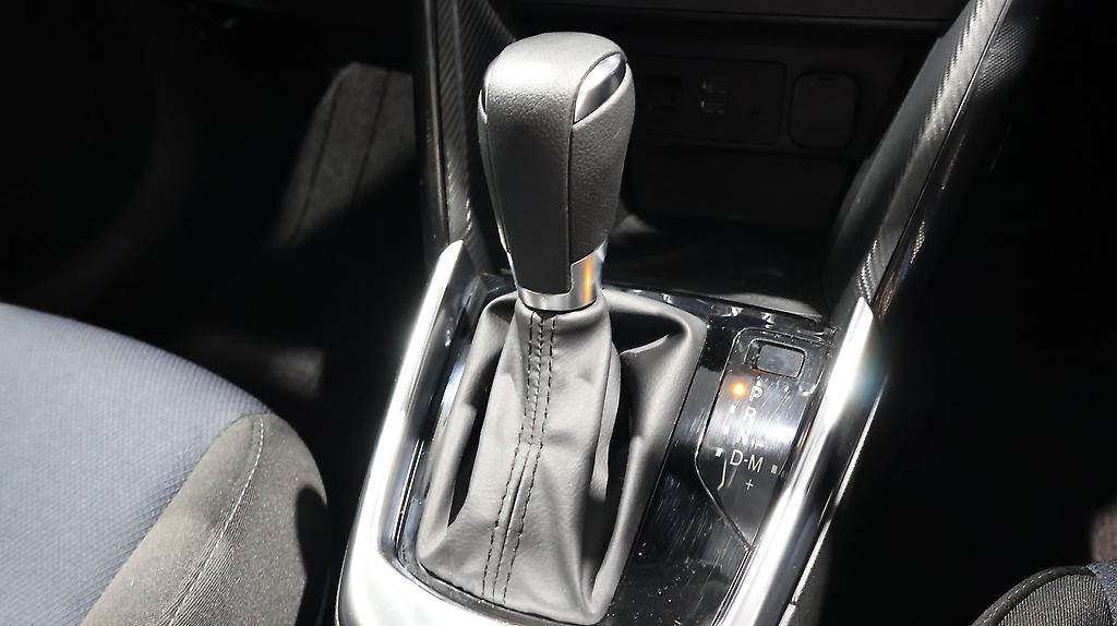 2014 Mazda Demio 13S Smart Key with Low KMs image 339627