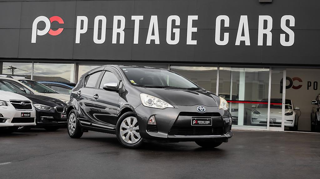 2012 Toyota Aqua G Hybrid image 336898