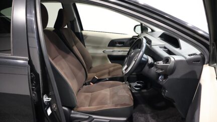 2013 Toyota Aqua G Model image 339577