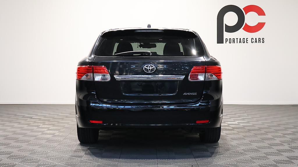 2012 Toyota Avensis Wagon Li image 341085