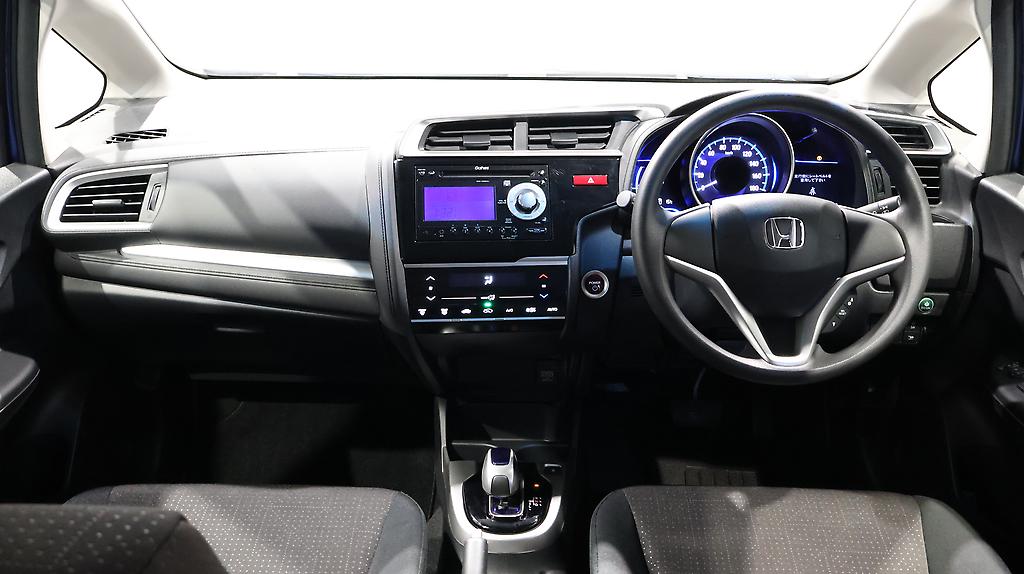 2014 Honda Fit Hybrid F-Package Fit Jazz image 343821