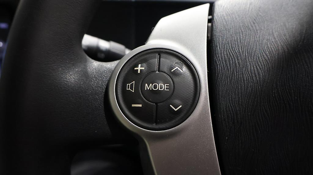2012 Toyota Aqua S Model + Reverse Camera image 344852