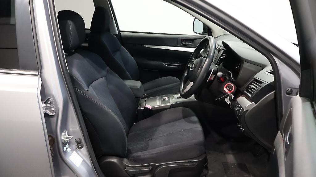 2010 Subaru Legacy Bluetooth image 343991