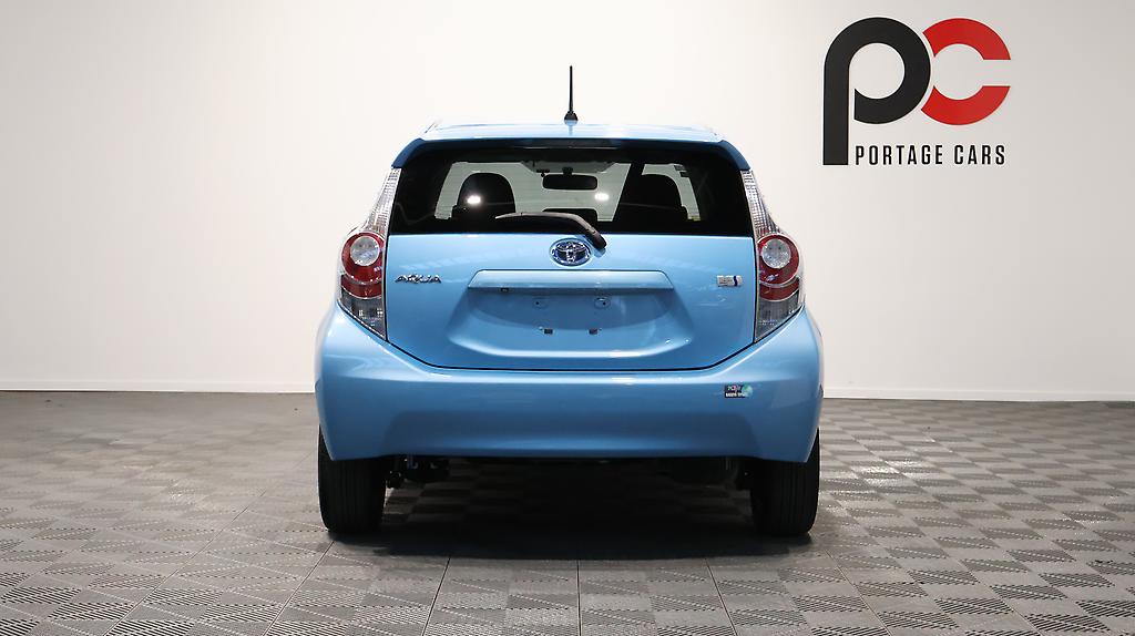 2013 Toyota Aqua G Model with Alloys and Very Low KMs image 340997