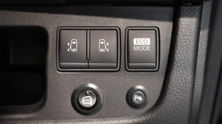2013 Nissan Serena Hybrid Highway Star – S image 341491