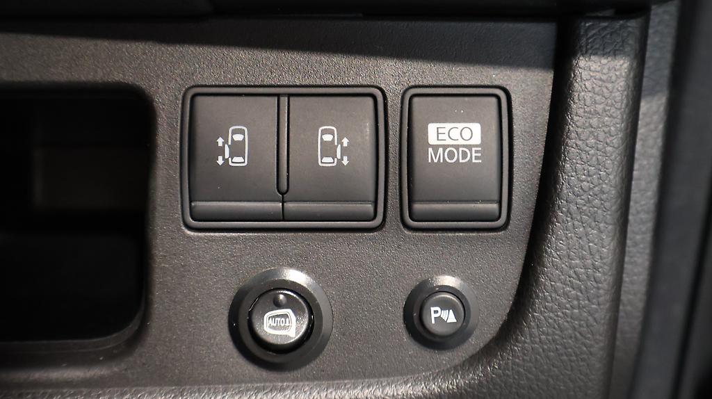 2013 Nissan Serena Hybrid Highway Star – S image 341491