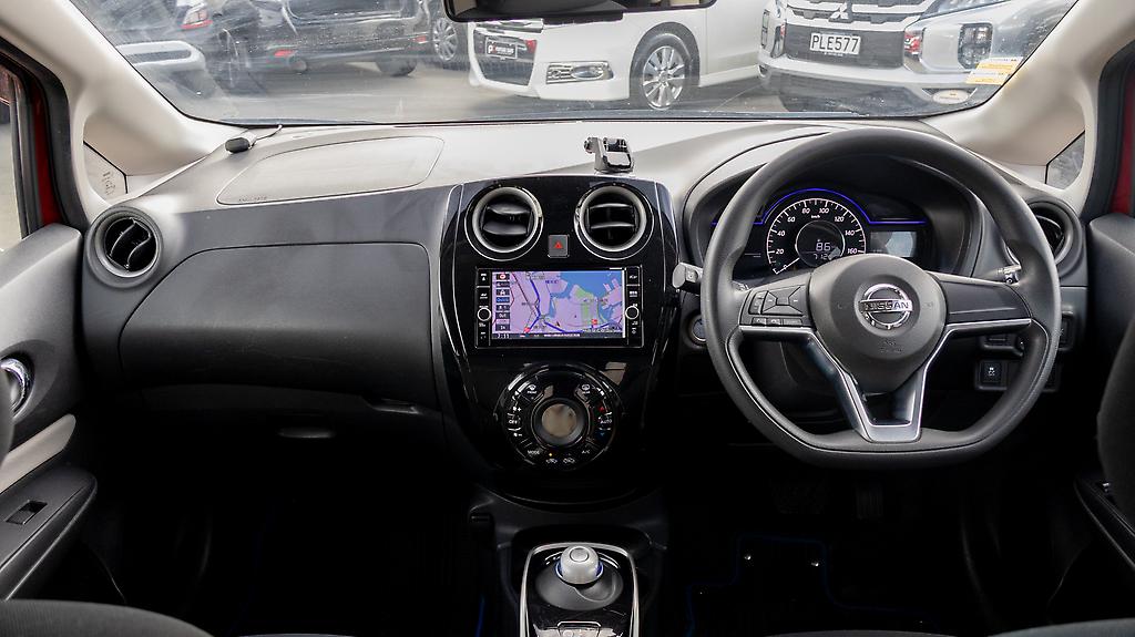 2018 Nissan Note E-Power X Push start image 356820