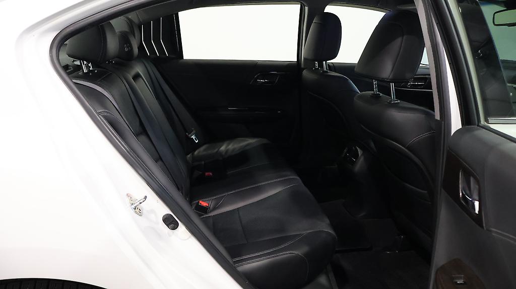 2013 Honda Accord Hybrid LX Leather Package image 340846