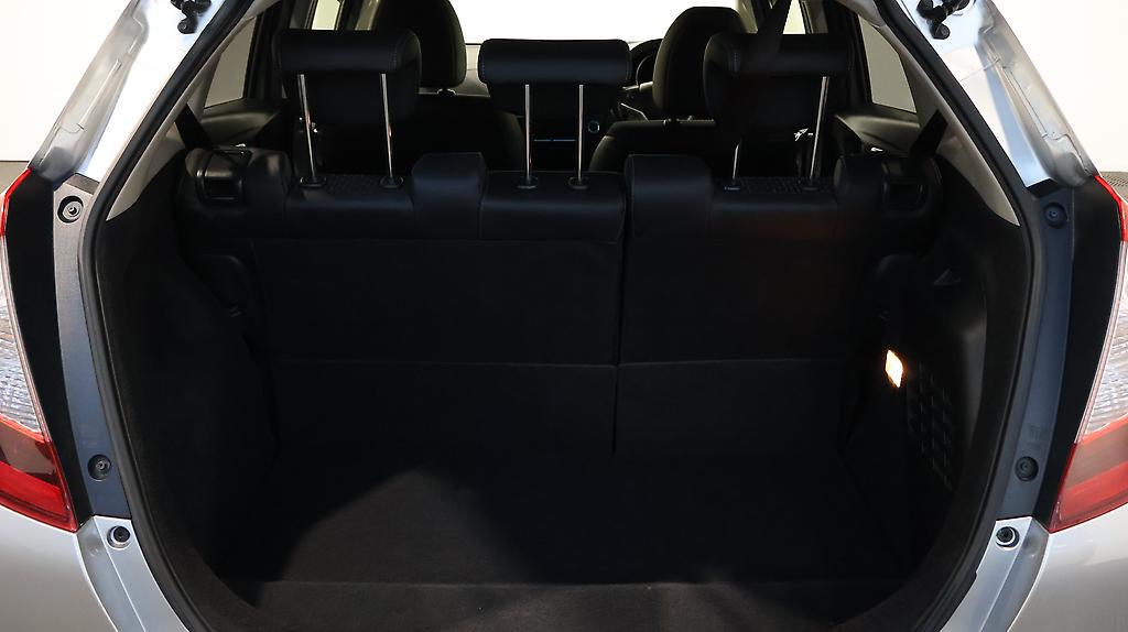 2014 Honda Fit Hybrid L Package image 341865