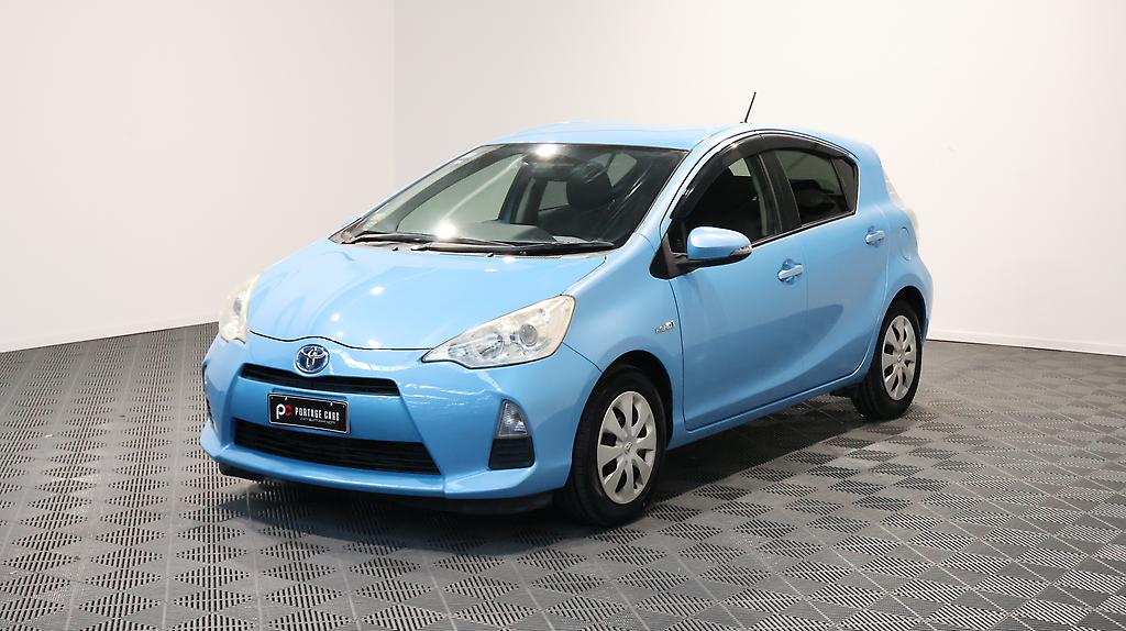 2013 Toyota Aqua S Model, Push Start, Bluetooth image 343446