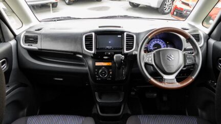 2015 Suzuki Solio Push Start , Dual power slide door image 345928