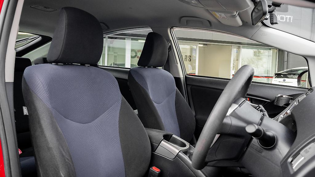 2014 Toyota Prius Model S Push start image 341656