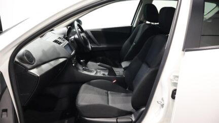 2012 Mazda Axela Sports 15S Super Low KMs image 340687