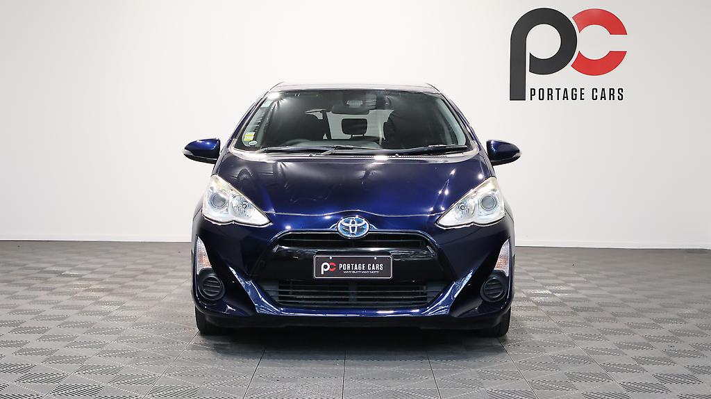 2016 Toyota Aqua Push Button + Reverse Camera image 343180