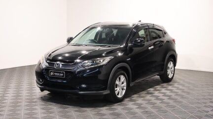 2014 Honda Vezel X Hybrid with Cruise Control, Smart Key and Reverse Camera image 345167