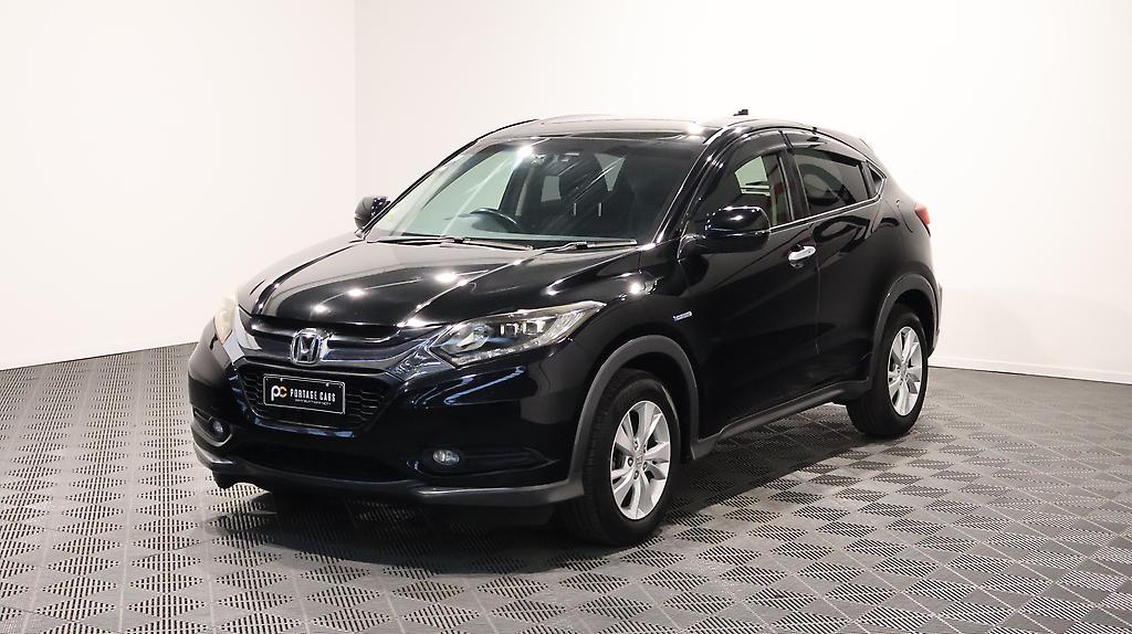 2014 Honda Vezel X Hybrid with Cruise Control, Smart Key and Reverse Camera image 345167