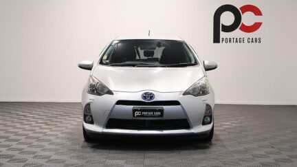 2013 Toyota Aqua G Model with Alloys image 341383