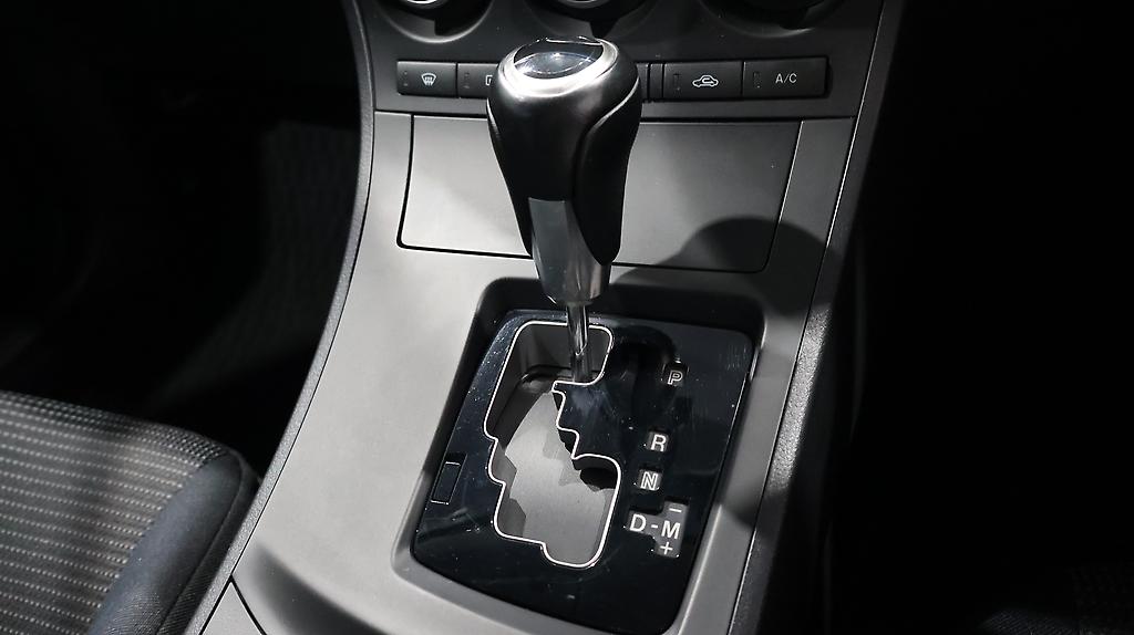 2013 Mazda Axela Sports 15S Sport Edition image 344335