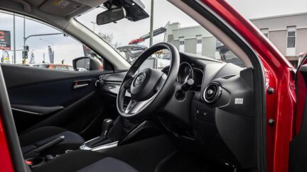 2015 Mazda Demio 13S 6AT FWD Push start image 342489