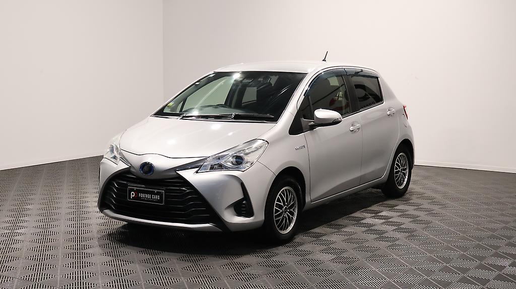 2017 Toyota Vitz Hybrid + Reverse Camera image 345539