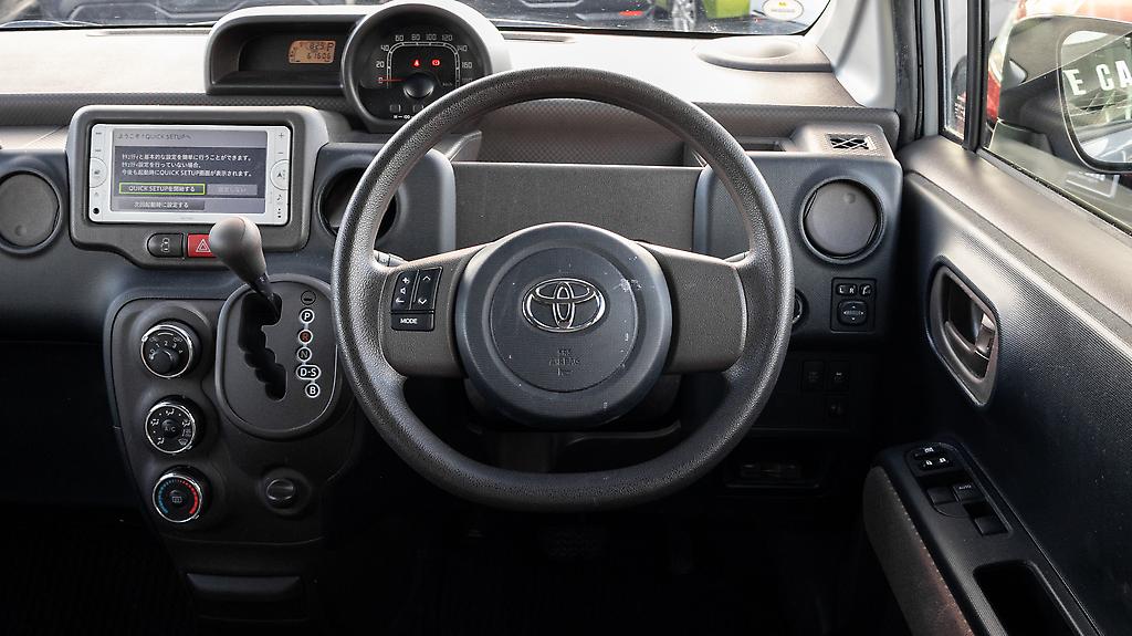 2013 Toyota Spade F model, push start image 342323