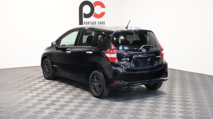 2017 Nissan Note E Power-X Great Look in Black!! image 344433