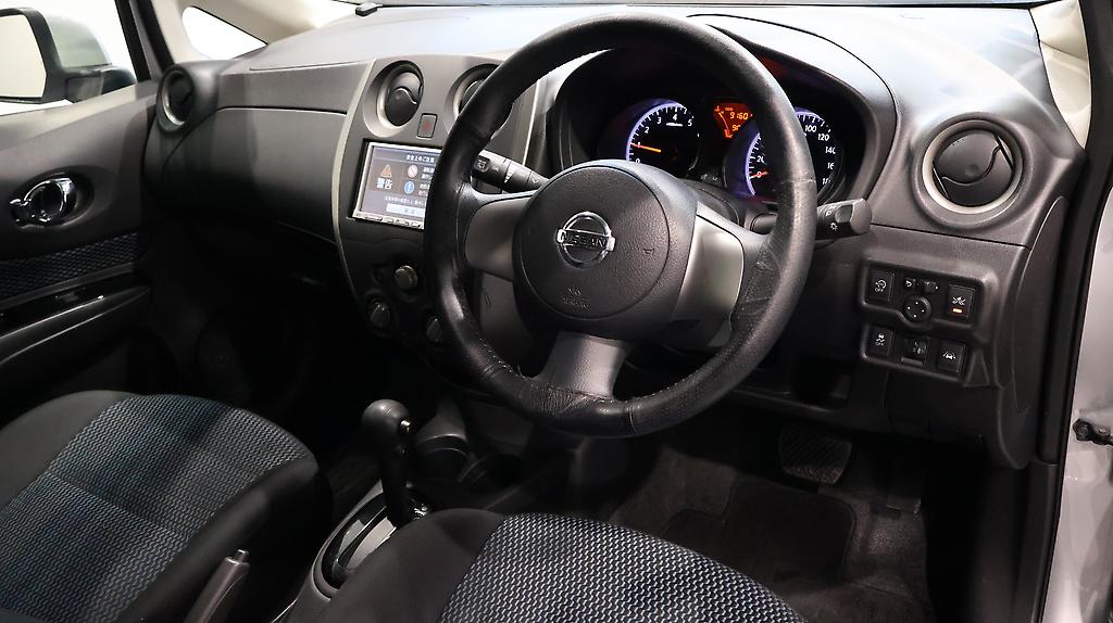 2014 Nissan Note X Emergency Brake Package image 344827