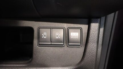2013 Nissan Serena Highway Star S Hybrid image 346141