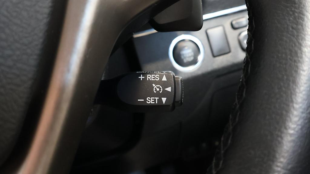 2012 Toyota Avensis Wagon Li image 341099