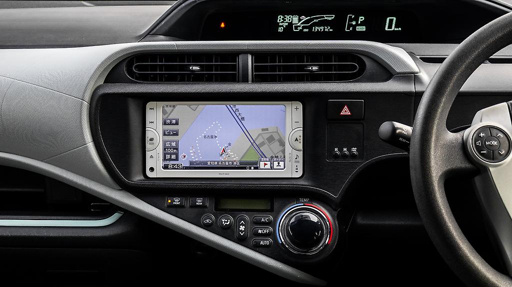 2013 Toyota Aqua F Model Push start image 341555