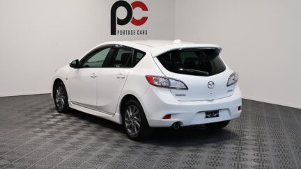 2013 Mazda Axela Sports 15S Sport Edition image 344323