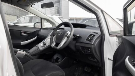 2013 Toyota Prius S Model / Push Start / Hybrid image 342302