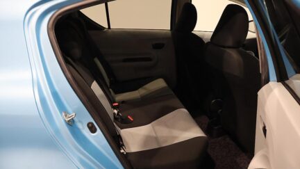 2013 Toyota Aqua S Model, Push Start, Bluetooth image 343453