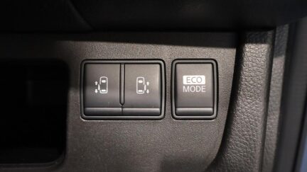 2013 Nissan Serena Hybrid Highwaystar S Hybrid V image 341855