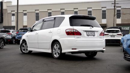 2006 Toyota Ipsum 240 S 7 Seater, Reverse camera image 342333