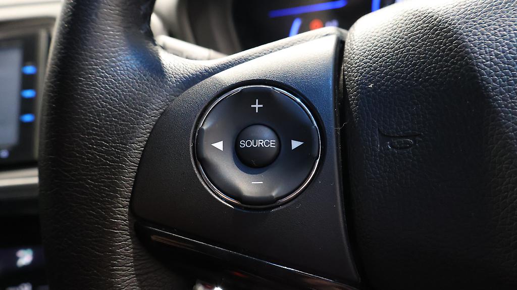 2014 Honda Vezel Hybrid X image 344788