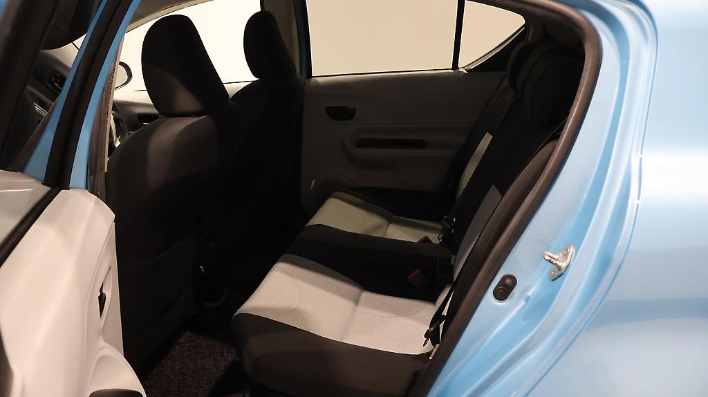 2013 Toyota Aqua S Model, Push Start, Bluetooth image 343452