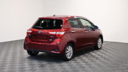 2017 Toyota Vitz Hybrid Jewela image 341733