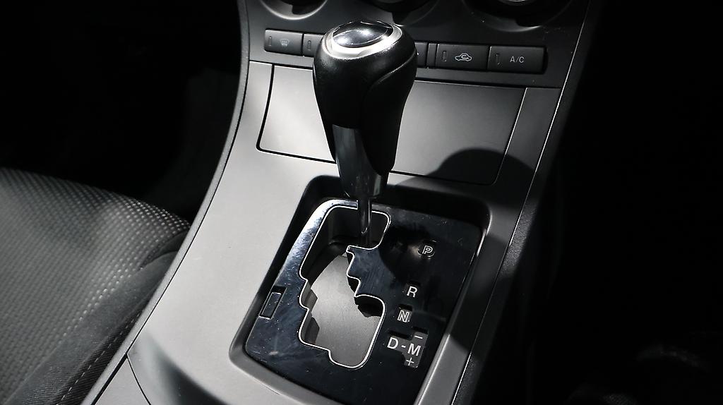 2012 Mazda Axela Sports 20S Skyactiv image 345004