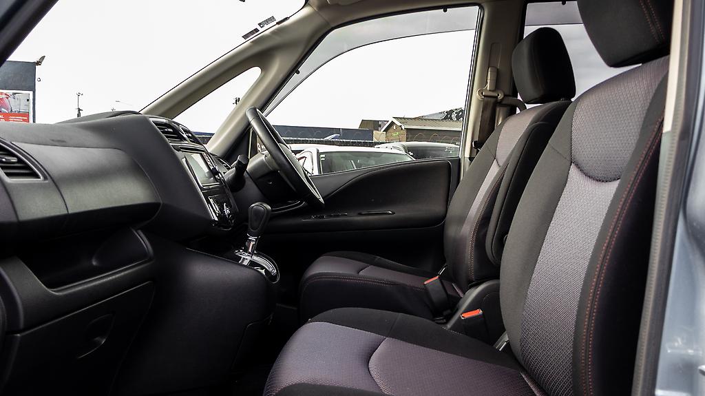 2013 Nissan Serena Hybrid Highwaystar S Hybrid V Selection image 342535