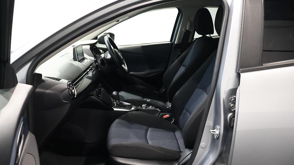 2015 Mazda Demio 13S + Push Start + Reverse Camera image 345357