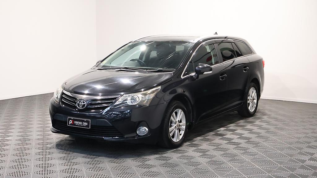 2012 Toyota Avensis Xi great look and Low KMs image 344187