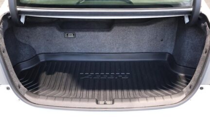 2013 Honda Accord Hybrid LX Leather Package image 340843