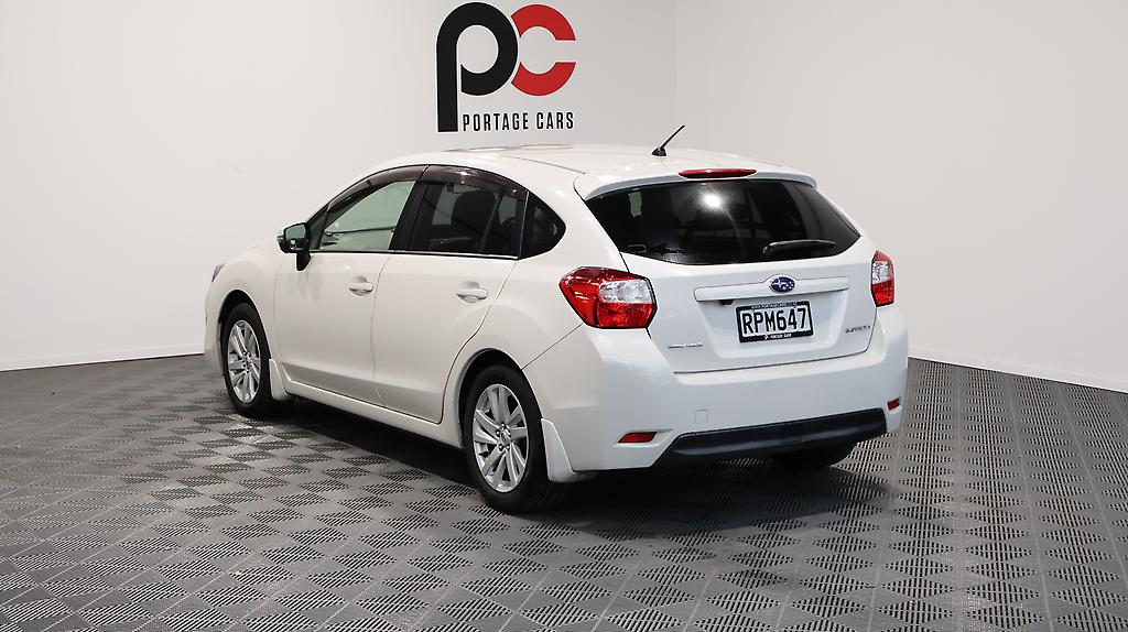2015 Subaru Impreza Cruise Control + Half Leather Seats image 343467