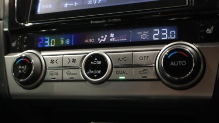 2015 Subaru Outback Limited AWD Leather package image 344176